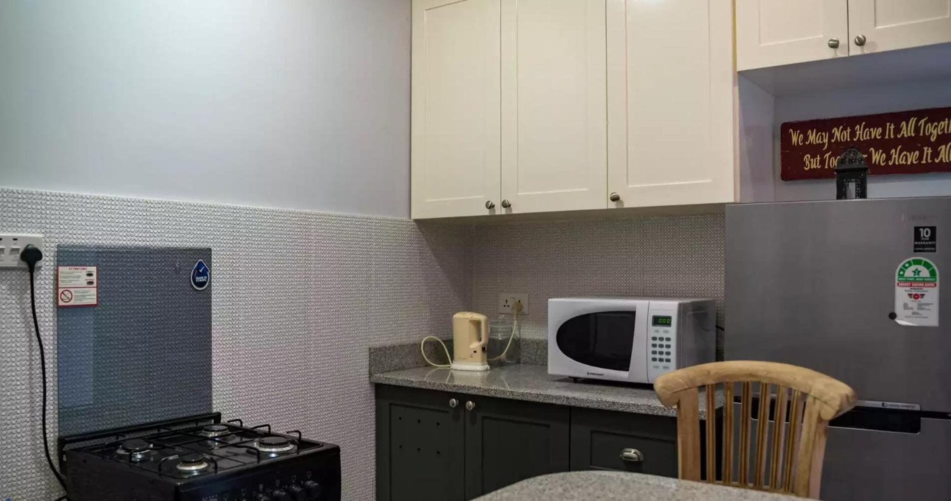 Beau Vallon Studios - Apartments Vacation Rentals ヴィクトリア エクステリア 写真